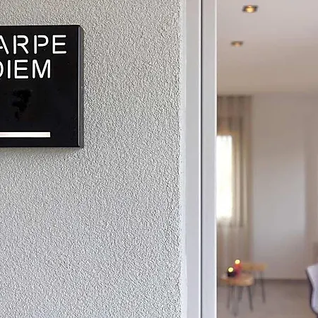 Carpe Diem Hotel *